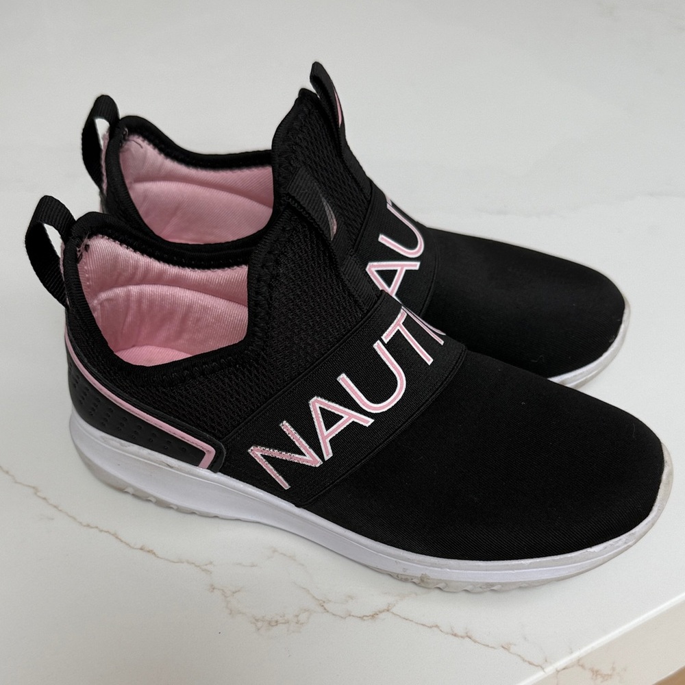 Nautica Black Slip-On Sneakers with Pink Branding
